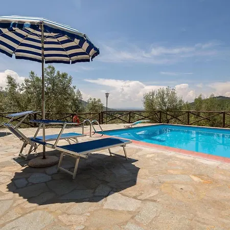 Sleeps 4 Pool Wifi T571377 *