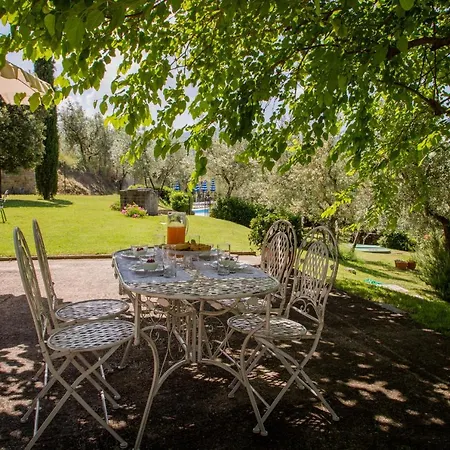 Sleeps 4 Pool Wifi T571377 * Sant'Enea